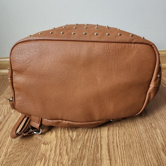 Black Rivet Brown Shoulder Purse Bucket Bag Back Pack Inner Outer Pockets - Picture 6 of 12